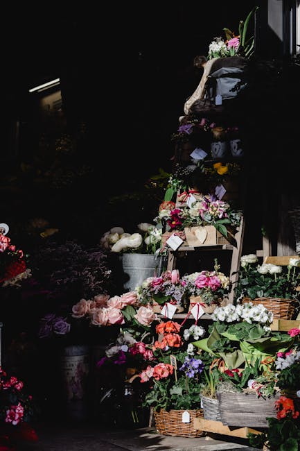 Où offrir des fleurs à Florence : adresses charmantes 2 Florist shop bouquet display Florence
