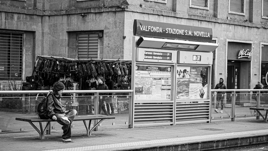 plateforme de la gare Stazione S.M. Novella à Florence avec banc