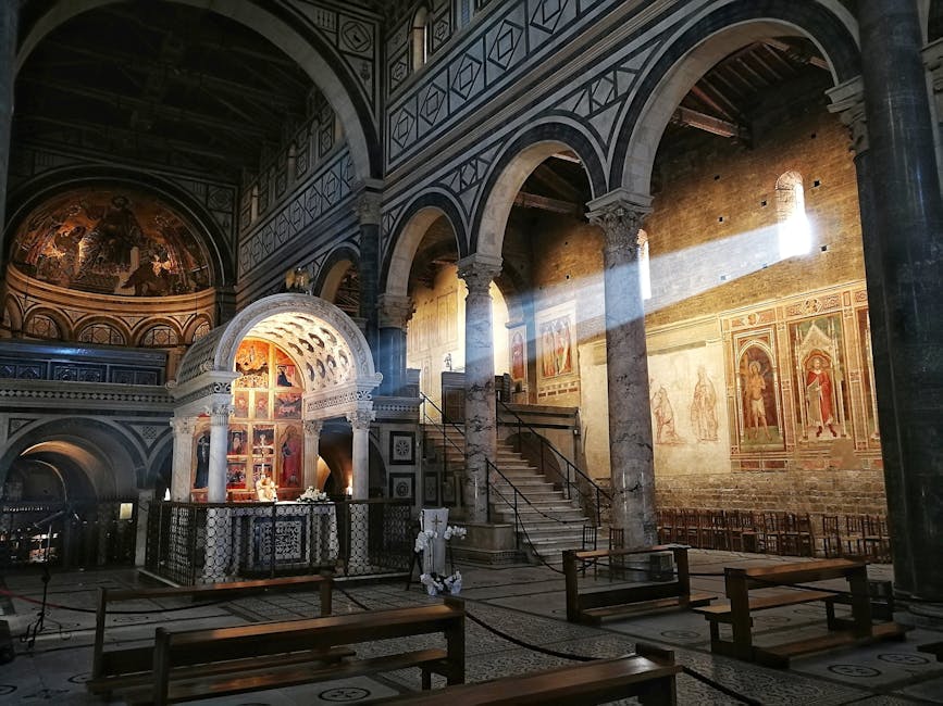 Santa Croce interior frescoes tombstones