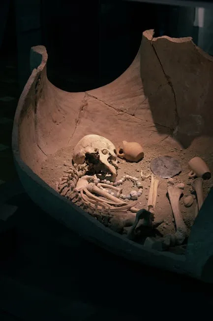 Etruskische Skelettbestattung in großer Töpferurne, Museum von Volterra