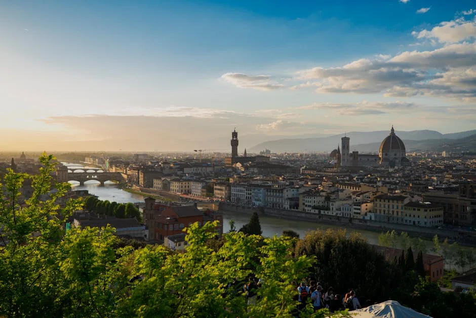 Vue panoramique de Florence depuis le Piazzale Michelangelo au coucher de soleil